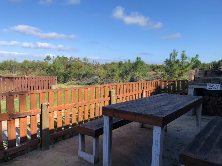 2 Bedroom Property for Sale in Franskraal Western Cape